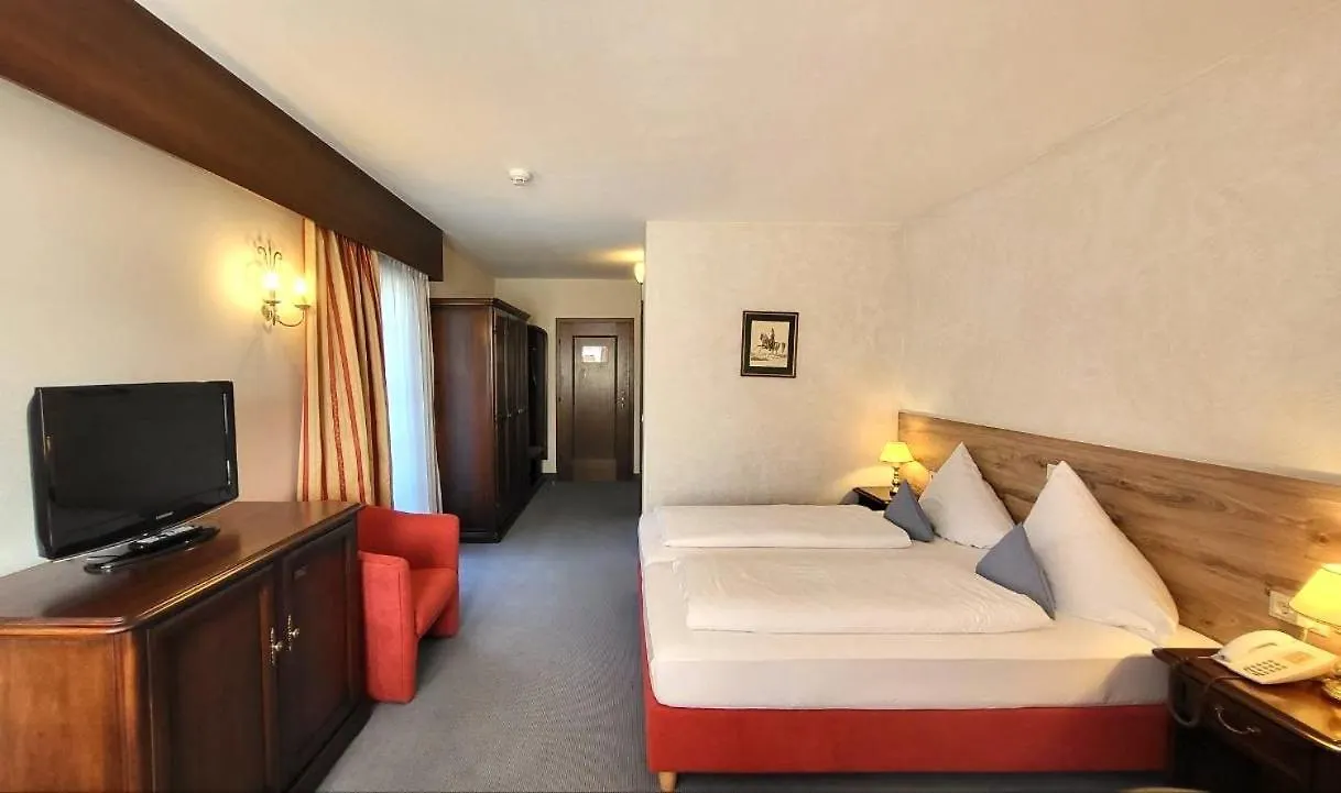 Hotel-Restaurant Batzenhaeusl Innsbruck 4*,  Austria