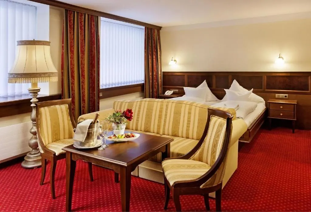 Hotel-Restaurant Batzenhaeusl Innsbruck 4*,