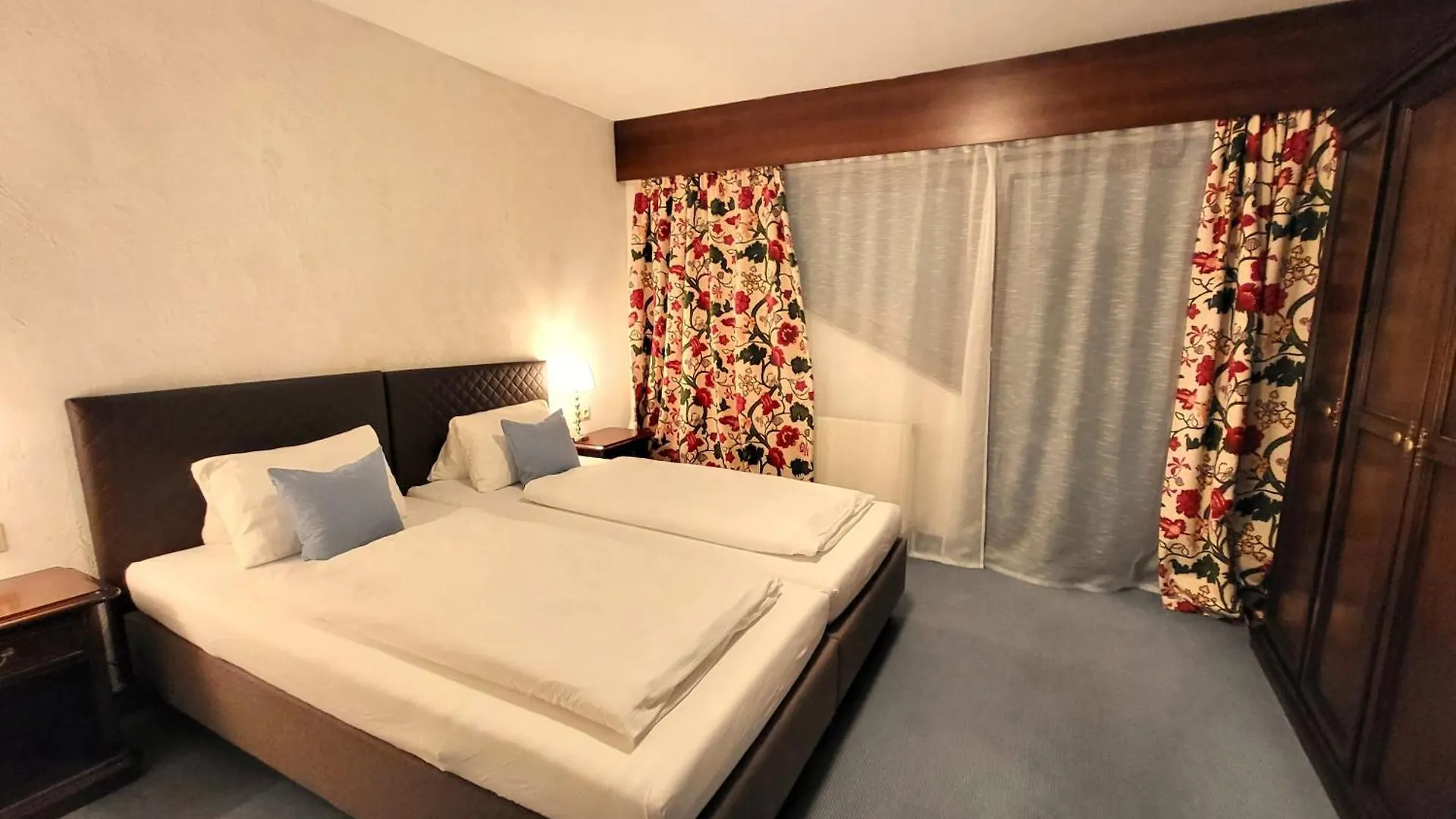Hotel-Restaurant Batzenhaeusl 인스브루크